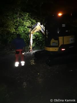 Včerajšnje močno neurje v Motniku (37)